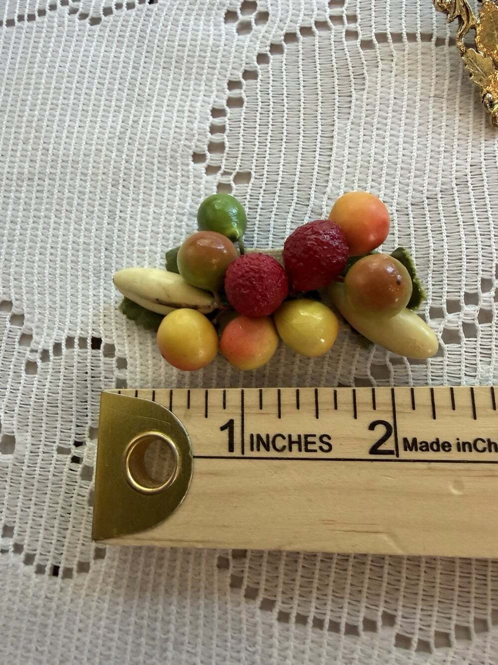 VNTG dipped-foam millinery Fruit Bowl ShoeClips 1940s 4 Sm/2 Large See Pics Flaw - Picture 4 of 8